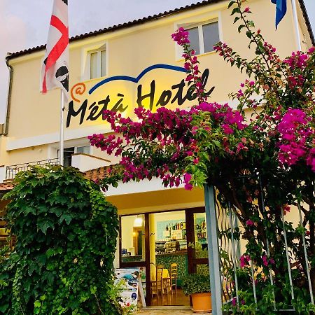 Meta Hotel Санта-Тереза-Галлура Экстерьер фото